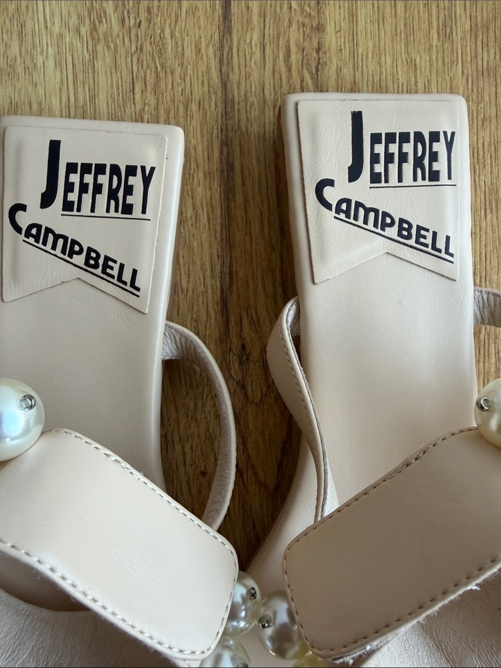 Jeffrey Campbell 'Chateau' Sandal - Picture 6 of 6